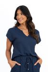 BLUSA-MODELAGEM-MORCEGO-EM-MALHA-HERITAGE-COM-485--ALGODAO---485--POLIESTER-E-3--ELASTANO-DECOTE-EM-V-E-MEIA MANGA DOBRADA.