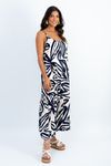 VESTIDO-MIDI-ALCA-FINA-EM-VISCOSE-COM-ESTAMPA-VERAO-NAS-CORES-MARINHO-OU-JEANS-MODELAGEM-LEVE-COM-DECOTE-EM-U-E-DETALHE-EM-GOTA.-ALCAS-REGULAVEIS-ELASTICO-NAS-COSTAS-E-BARRA-FRANZIDA-GARANTEM-CONFORTO-E-ESTILO-PARA A TEMPORADA.