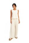 CALCA-PANTALONA-E-FEITA-DE-MALHA-HERITAGE-TEM-COS-COM-ELASTICO-NAS-COSTAS-NERVURA-EM-TODA-SUA-EXTENCAO-ZIPER-FALSO-E-BOLSO-FACA.--COMPOSICAO--485--DE-ALGODAO---485--POLIESTER---3--DE-ELASTANO.