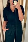 BLUSA-POLO-DECOTE-V-PRETO.jpg