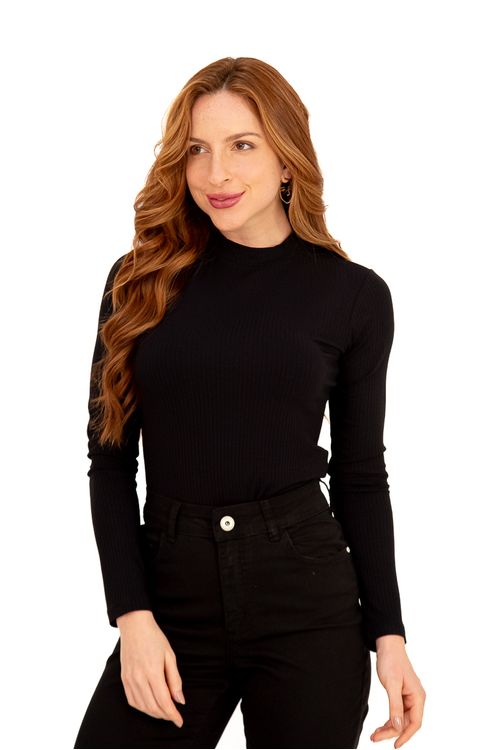 BLUSA-FEMININA-FEITA-DE-MALHA-VISCOSE-CANELADA-DESLUMBRE.-TEM-DECOTE-COM-GOLA-ALTA-E-MANGA-LONGA
