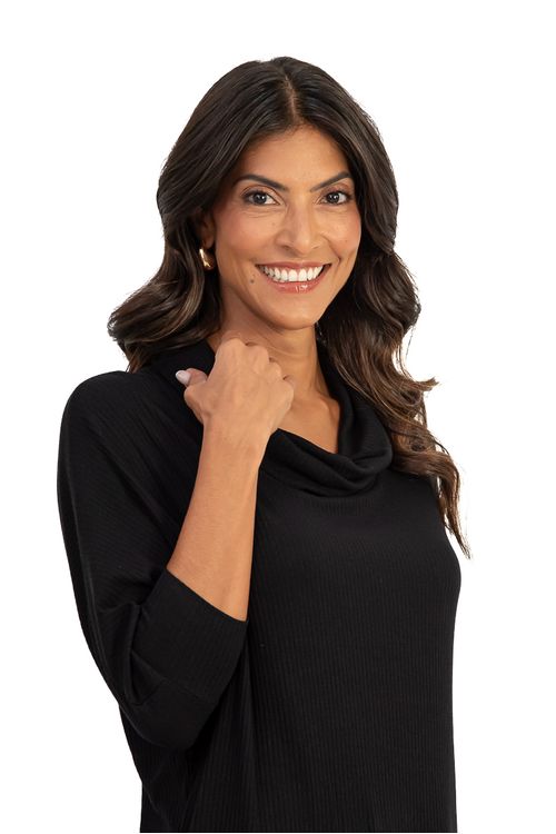 BLUSA-MORCEGO-DE-MALHA-VISCOSE-CANELADA-DESLUMBRE.-TEM-MAXI-GOLA-MANGA-3-4-COM-PUNHO