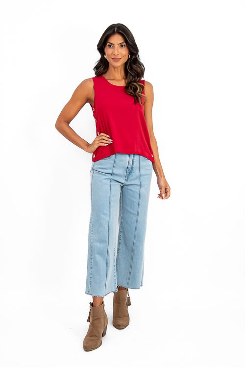 BLUSA-FEITA-EM-VISCOSE-SLUB-STRETCH.-TEM-DECOTE-EM-U-SEM-MANGA-E-BOTOES-LATERAIS.