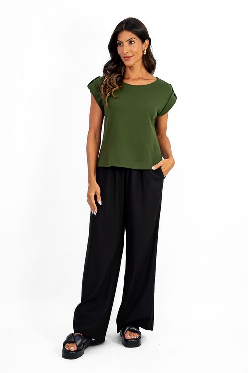 BLUSA-TECIDO-MALHA-HERITAGE-DECOTE-CANOA-MEIA-MANGA-TACO-DETALHE-ALETA-COM-BOTAO-OMBRO