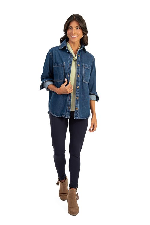 JAQUETA-JEANS-ZAT-100--ALGODAO-MODELAGEM-ESTILO-CAMISA.-TEM-MAXI-BOLSOS-BARRA-FRALDADA-E-MANGA-LONGA-.