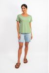 BLUSA-MORCEGO-FEITA-EM-MALHA-VISCOSE-VISUP.-POSSUI-DECOTE-CANOA-BOTOES-EM-UM-DOS-OMBROS-E-MEIA-MANGA-COM-PUNHO.