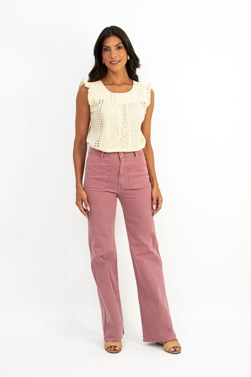 CALCA-COLOR-WIDE-LEG-FEITA-EM-SARJA-NEW-SPACE-TEM-BOLSO-CHAPADO-NA-FRENTE-E-NAS-COSTAS.