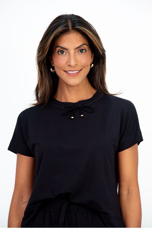 BLUSA-MORCEGUINHO-FEITA-DE-MALHA-EM-VISCOSE-NEW-TERNURA.-TEM-DECOTE-CANOA-TUNEL-ROLOTE-MEIA-MANGA-E-BARRA-FRALDADA.