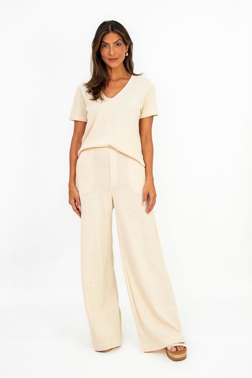 BLUSA-E-FEITA-DE-MALHA-HERITAGE-EM-ALGODAO-POLIESTER-ELASTANO.-TEM-DECOTE-EM-V-MEIA-MANGA-COM-PUNHO-DOBRADO-E-ABERTURA-LATERAL.