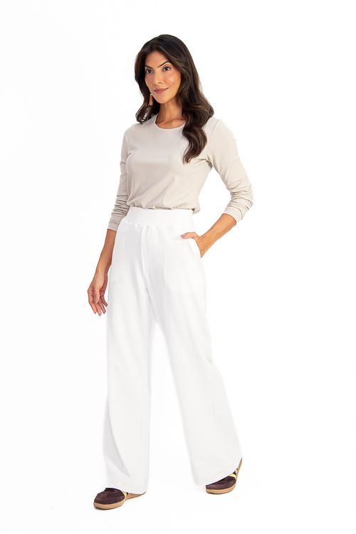 CALCA-PANTALONA-FEITA-DE-MALHA-ROW-RUFFES-EM-POLIESTER-VISCOSE-E-ELASTANO.-TEM-COS-COM-ELASTICO-E-BOLSO-FACA
