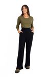 CALCA-PANTALONA-FEITA-DE-MALHA-ROW-RUFFES-EM-POLIESTER-VISCOSE-E-ELASTANO.-TEM-COS-COM-ELASTICO-E-BOLSO-FACA