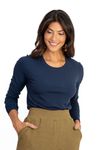 Blusa-comprida-azul-marinho-feita-em-malha-viscose-Stella-Maris.-Apresenta-decote-careca-com-pala-e-mangas-longas-sendo-uma-peca-basica-e-versatil-para-o-dia-a-dia.