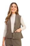 Blusa-preta-de-malha-com-decote-arredondado-e-mangas-curtas-ideal-para-ocasioes-casuais-e-confortaveis.
