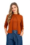 CASAQUETO-ABERTO-CONFECCIONADO-EM-MALHA-DE-VISCOSE-STELLA-MARIS-COM-ELASTANO.-POSSUI-DECOTE-CANOA-COM-BOTAO-DECORATIVO-E-MANGA-LONGA.-A-PECA-TEM-MODELAGEM-LEVE-E-CONFORTAVEL-IDEAL-PARA-SOBREPOSICOES-PRATICAS-QUE-VALORIZAM-O-LOOK-COM-ESTILO.-PERFEITO-PARA-DIAS-MAIS-FRESCOS