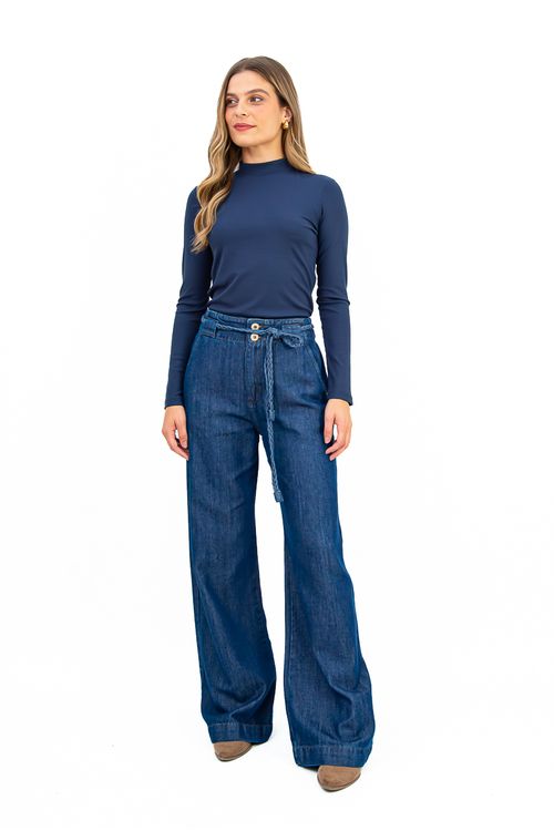 BLUSA-CONFECCIONADA-EM-MALHA-VISCOSE-STELLA-MARIS-COM-ELASTANO-LEVE-MACIA-E-CONFORTAVEL.-POSSUI-DECOTE-ALTO-COM-GOLA-JUSTA-MANGA-LONGA-E-MODELAGEM-RETA-QUE-GARANTE-CAIMENTO-SOLTO-E-ELEGANTE.-IDEAL-PARA-COMPOR-LOOKS-VERSATEIS-DO-DIA-A-DIA-AO-CASUAL-SOFISTICADO.