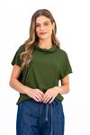 Blusa-verde-escuro-com-gola-alta-e-mangas-morcego-vista-frontal.