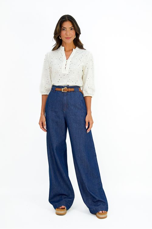 Blusa-laise-verde-com-decote-em-V-e-gola-padre-patte-com-botoes-e-manga-3-4-bufante-em-algodao-Star-—-peca-versatil-e-feminina-para-looks-casuais-e-office-casual.