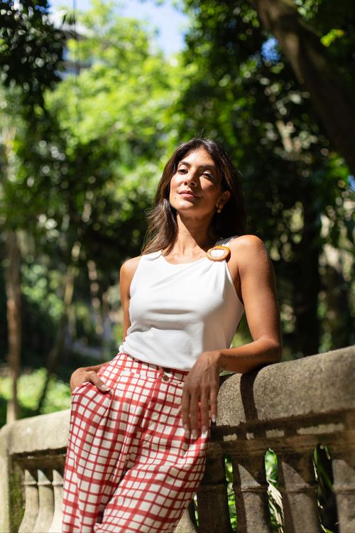 BLUSA-COM-FIVELA-OMBRO-OFF-WHITE