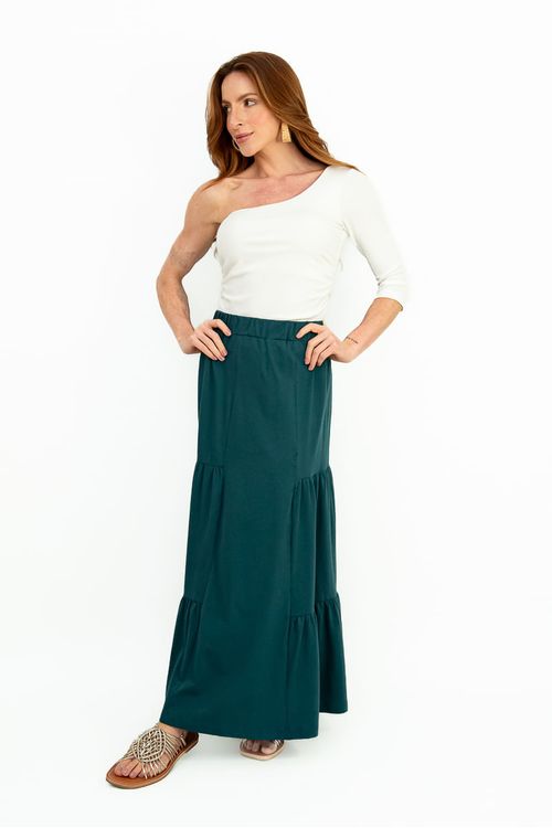 Saia-midi-3-Marias-petroleo-vista-frontal-com-top-branco-ombro-so--cos-elastico-e-recortes-em-camadas-visiveis-look-casual-e-fluido