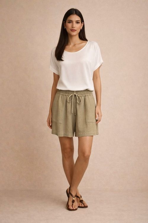 Short-linho-listra-risca-de-giz....