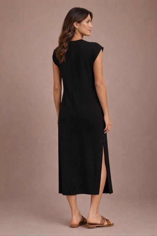VESTIDO-MIDI-GOLA-ALTA-PRETO