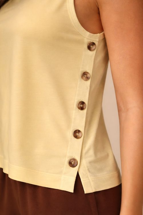 Blusa-botoes-laterais-MANTEIGA