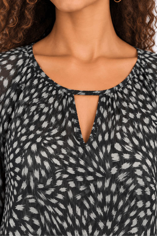 Blusa-plissada-animal-print-PRETO..